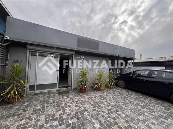 Casa en arriendo de 2 dorm. en Maipú