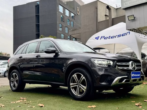 MERCEDES BENZ GLC 200 FL - 2022 | 2528