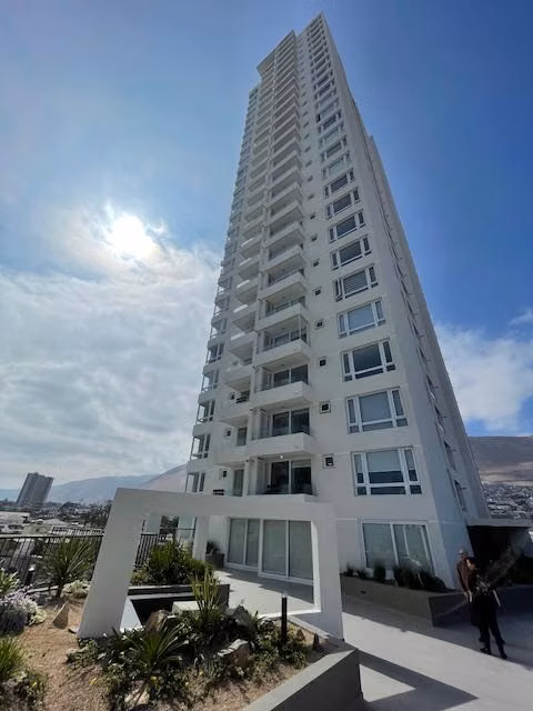 EDIFICIO PARADISE PLAYA BRAVA