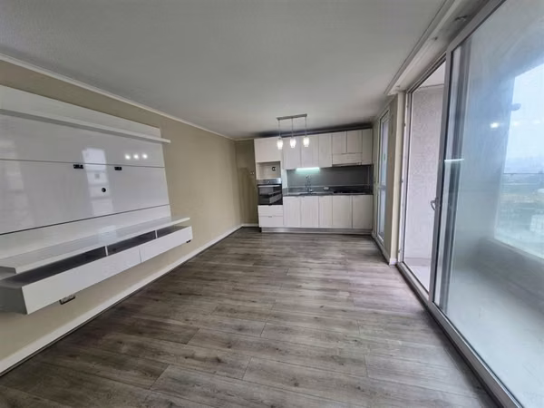 Departamento en venta de 2 dorm. con estac. en San Miguel
