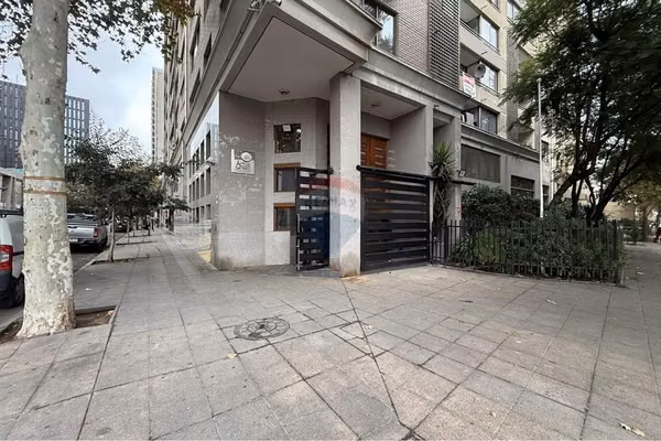 Departamento 2d 2b a pasos de metro santa ana