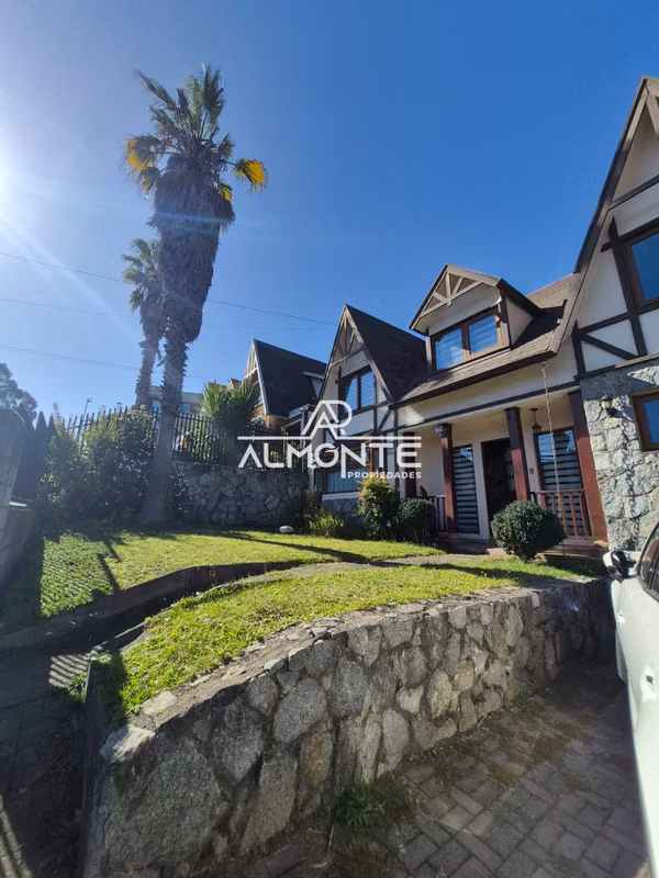 ACOGEDORA CASA EN VENTA LOMAS SAN ANDRÉS