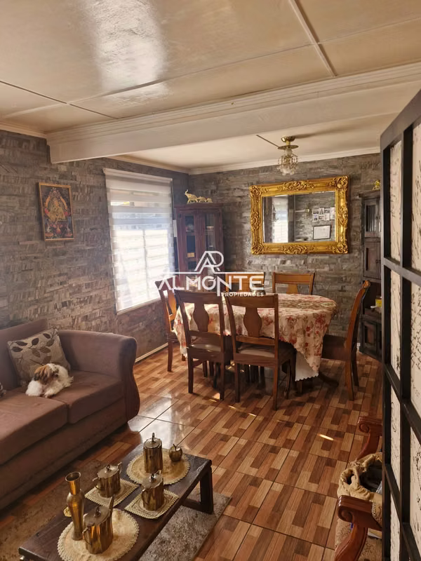 VENTA CASA EN LOS LIRIOS CONCEPCIÓN