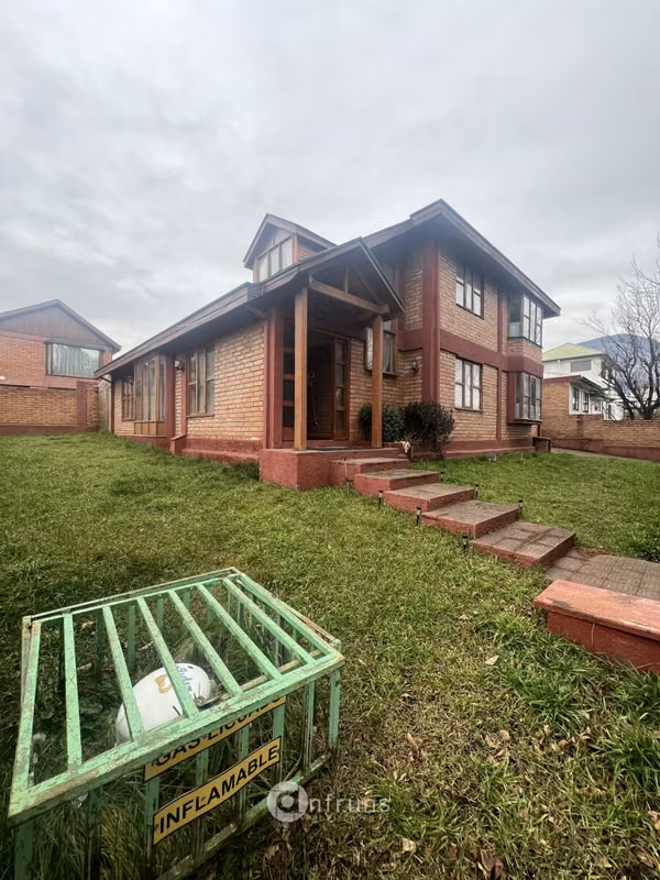 En Arriendo Hermosa Casa en sector Centro