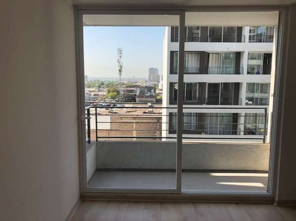 Venta Dpto. 1 D 1 B  Moderno  Termopanel  6 años a