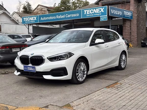BMW 118 2023