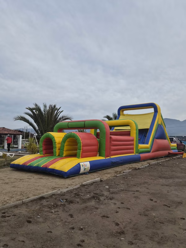 Juego inflable de 16 metros grande y fascinante