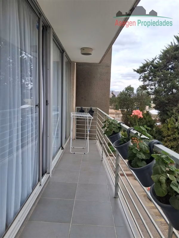 DEPARTAMENTO Dpto. en arriendo en el condominio Los Gobernantes