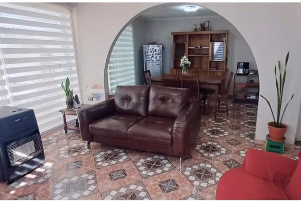 Acogedora casa de 1 piso en cerro esperanza