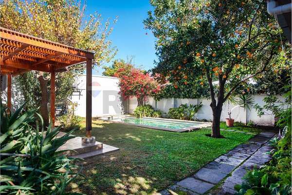 Venta casa metro simon bolivar ñuñoa