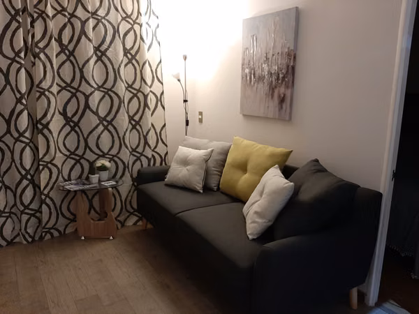 DEPARTAMENTO DOBLE SUITE EXCELENTE UBICACION CERCA CINEMARK
