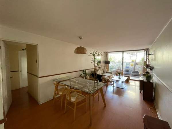 agradable departamento con jardín de uso privado