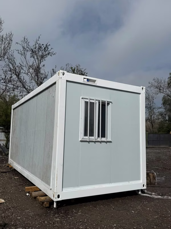 SE VENDE CONTAINER
