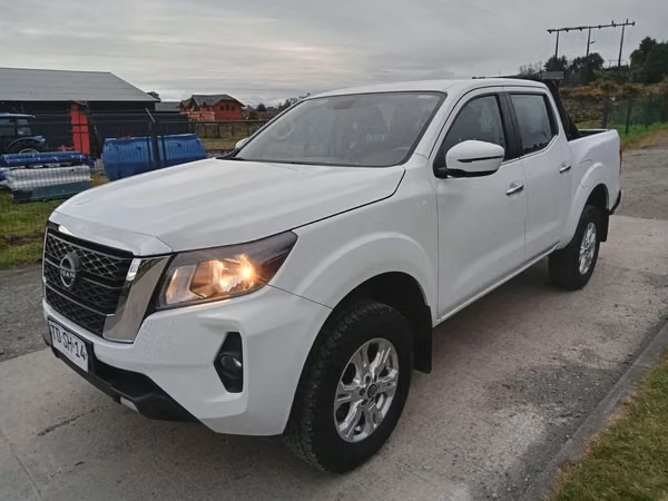 NISSAN NAVARA 2024