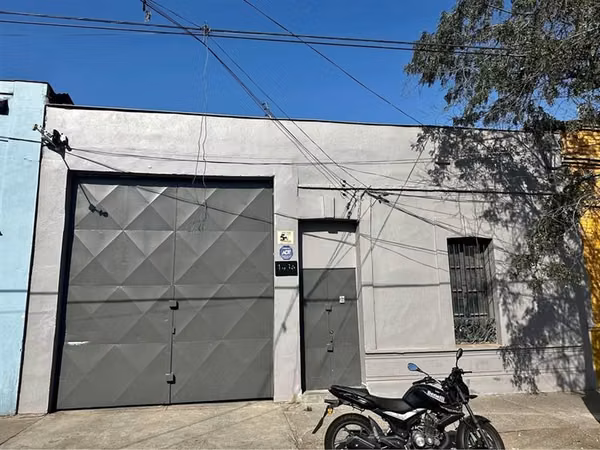EN VENTA Bodega comercial 380m2 Santiago concha/ Avda. Matta