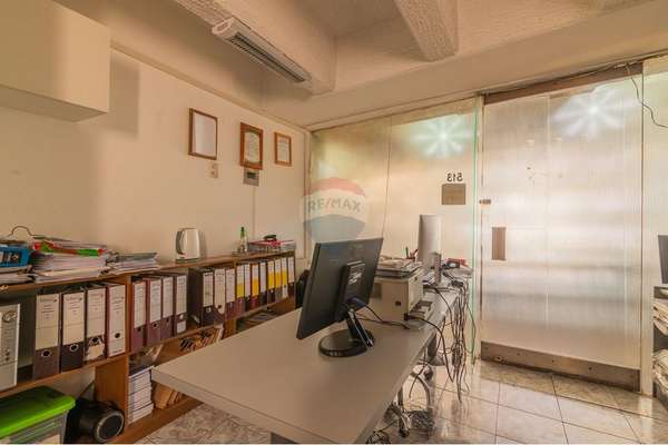 Venta local comercial metro tobalaba providencia