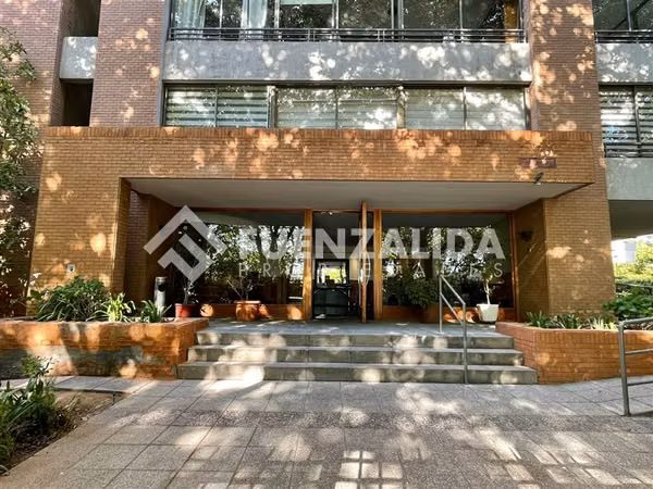 Departamento en arriendo de 4 dorm. en Las Condes