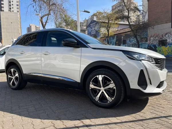 PEUGEOT 3008 GT 1.6 AUT - 2022 | 4061