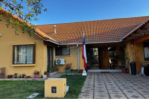 Venta de casa en cond las rosas de linderos