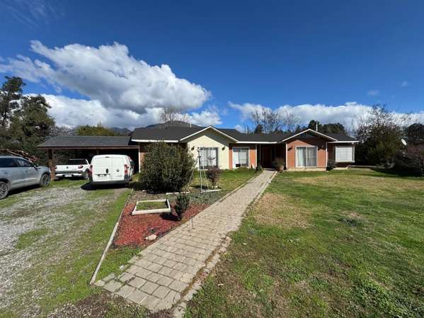 Amplia casa en Arriendo Paine