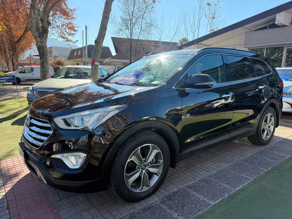 Hyundai Grand Santa Fe GLS 3.3 4WD AUTOMÁTICA (2014)
