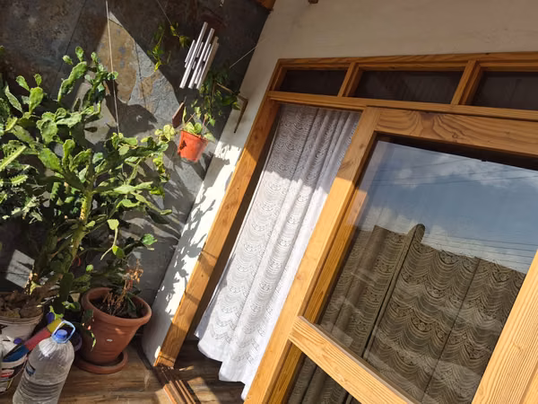 SE VENDE CASA AMPLIA