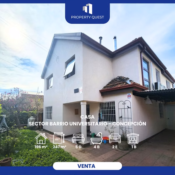 VENTA AMPLIA CASA 5D+4B BARRIO UNIVERSITARIO