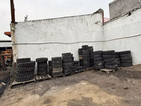 Neumáticos grúa horquilla MASISOS