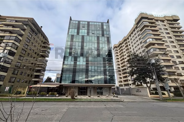 Oficina edificio cero k