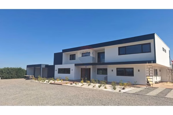 Maravillosa casa en condominio la martina de tango