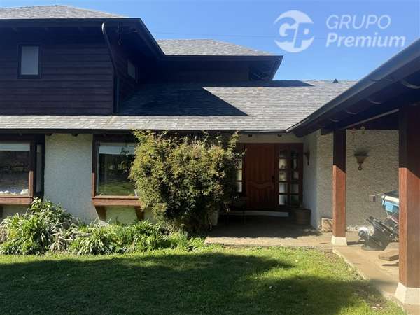 Venta-casa-Villarrica- 275/5000mt2-embarcadero/playa