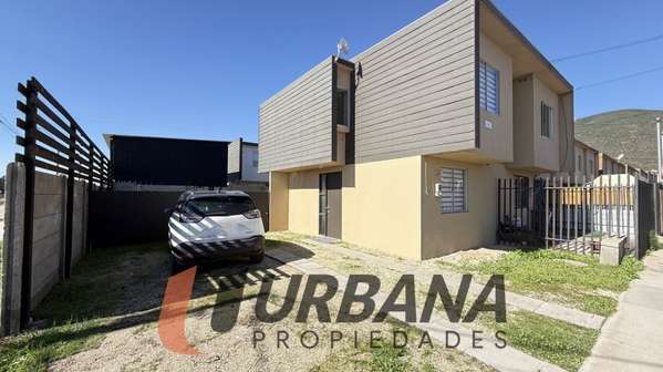 Casa CASA NUEVA EN ARRIENDO AÑO CORRIDO – LOTEO VALLES DEL SAUCE