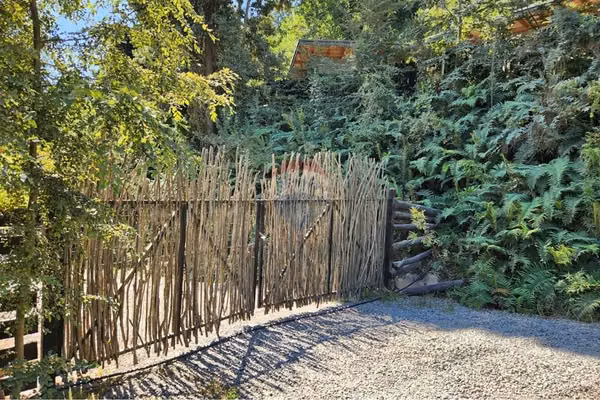 Parcela exclusiva con acceso privado al lago