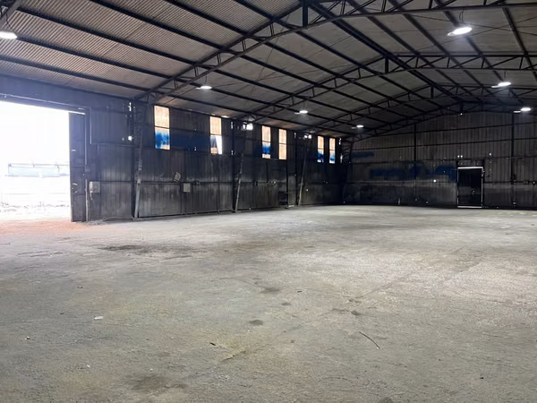 GRAN Bodega Industrial y oficinas 5000m² en Lampa