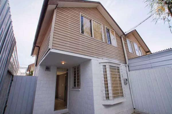 SE vende casa en Maipú, villa El Sol