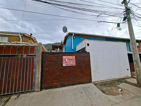 Casa en venta de 4 dorm. en Curacaví