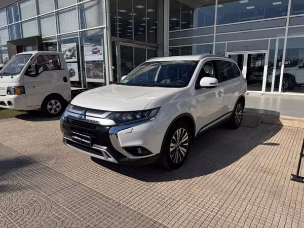 MITSUBISHI OUTLANDER 2.0 GLX AT 4X2