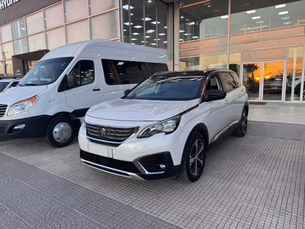 PEUGEOT 5008 1.6 HDI 120HP AT