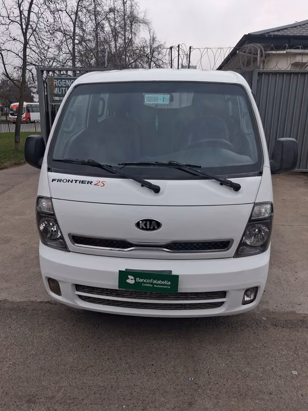 CAMIONETA FRONTIER D CAB 2.5