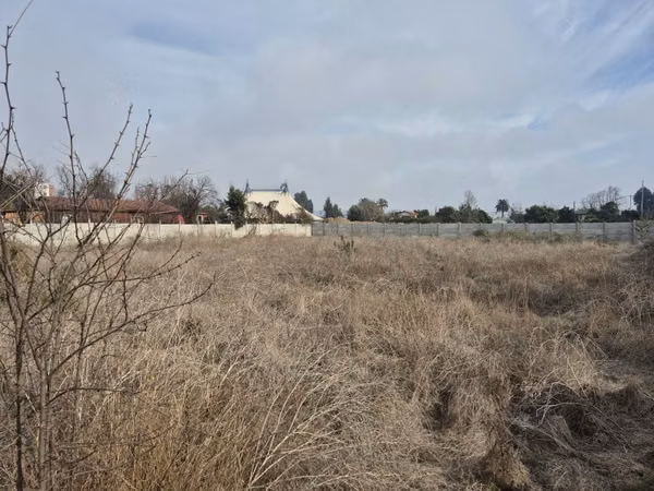 VENDE TERRENO CENTRAL EN LIMACHE