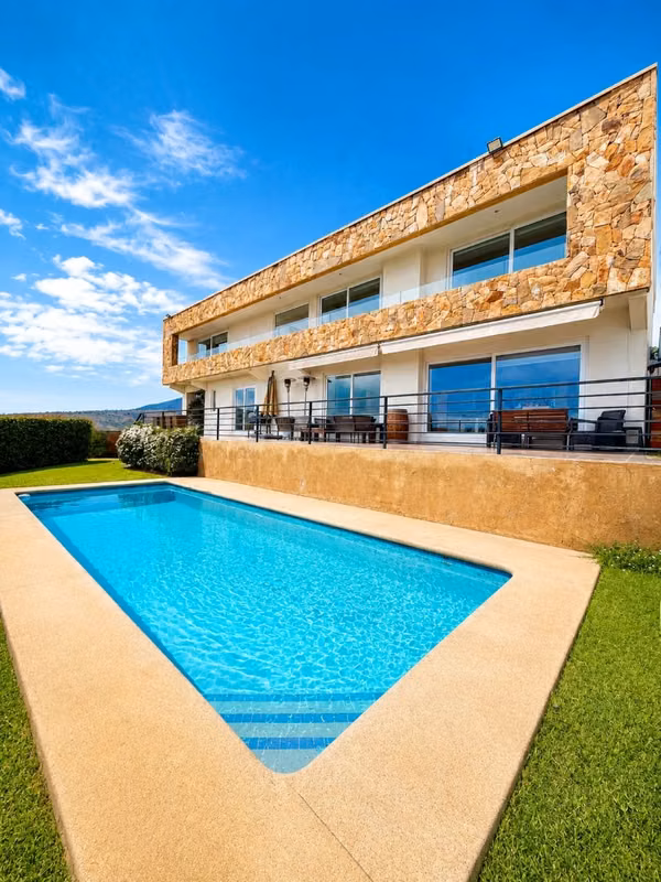 Venta de Propiedad Contemporanea en Villa Alemana