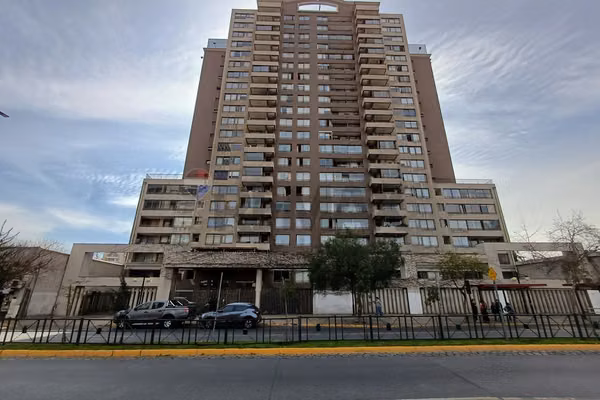 Irarrázaval / metro ñuñoa