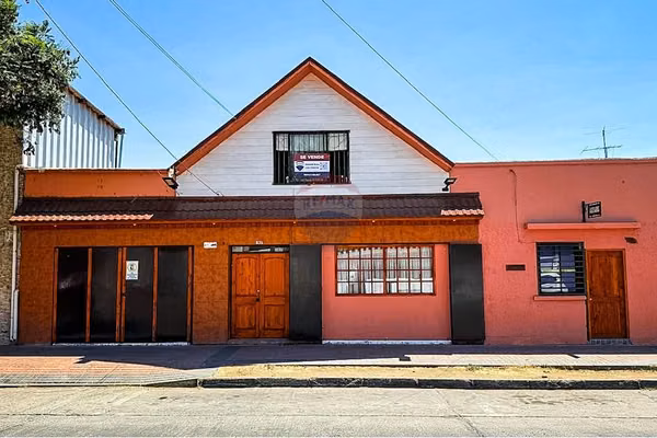 Casa en talagante: uso comercial o habitacional