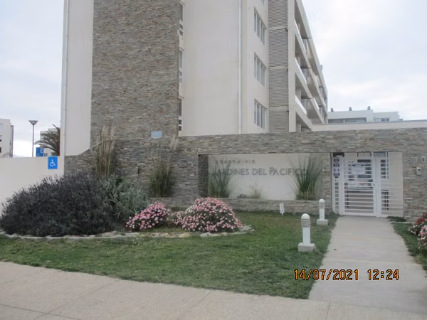 ARRIENDO DEPARTAMENTO FRENTE AL MAR 1D 1B EN SERENA