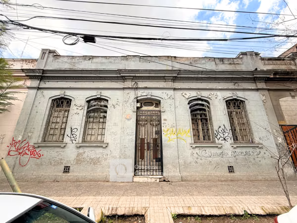 OPORTUNIDAD PARA INVERSIÓN CASA EN VENTA 7HAB 2BA