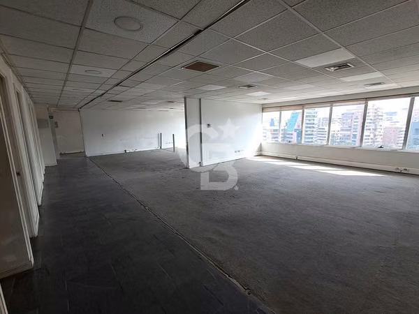Plaza Perú - Gran Oficina 700 m²