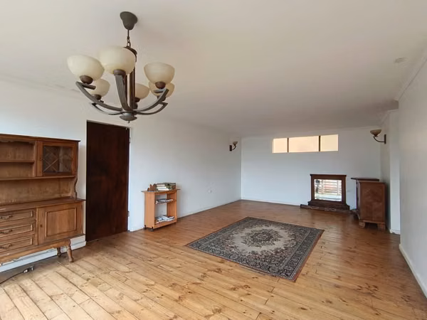 Venta de espectacular casa con vista al mar en sector residencial Recreo