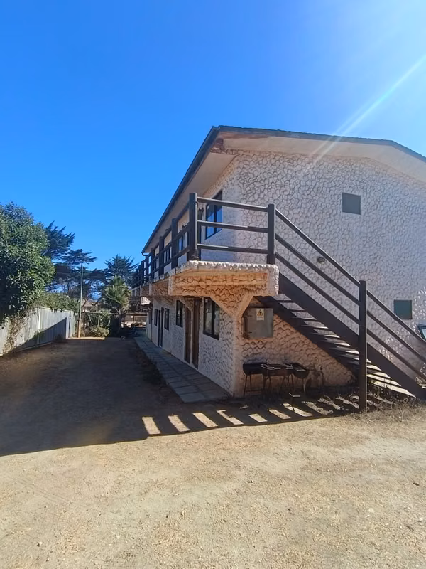 Venta de 9 departamentos turísticos con vista al mar en El Quisco.