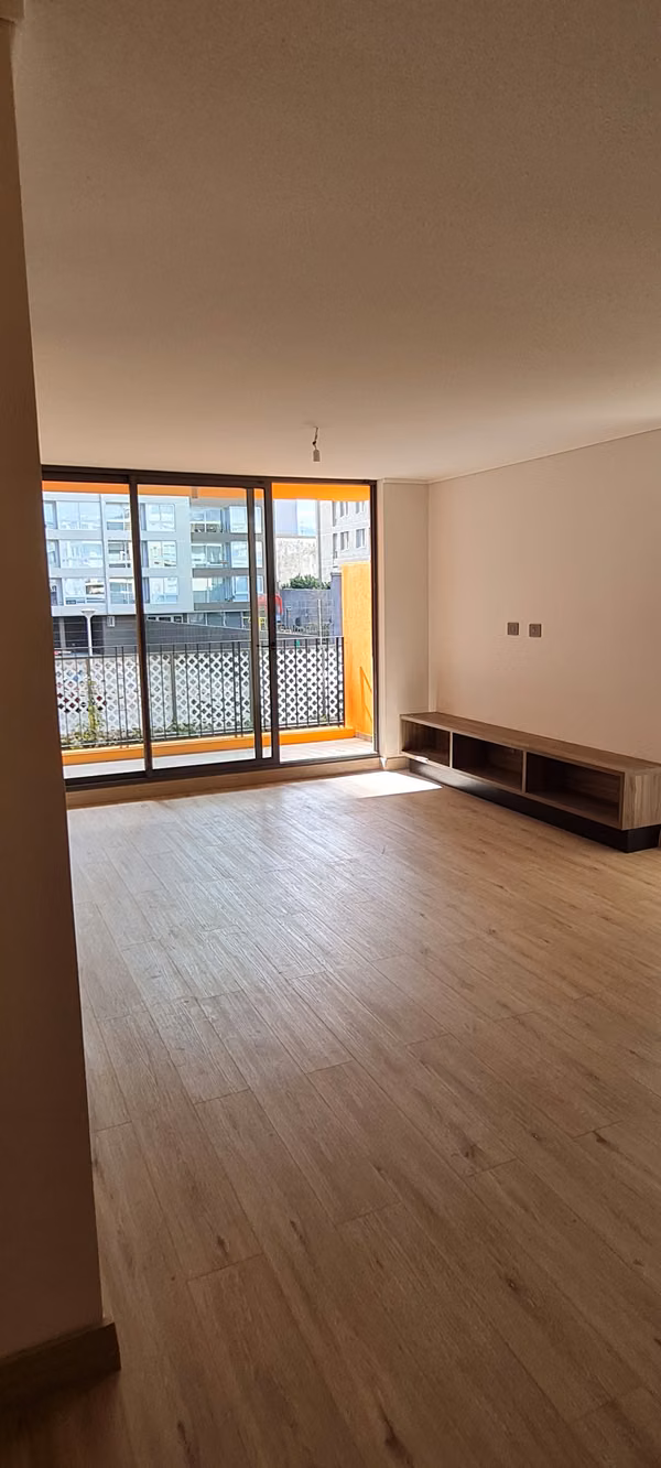 Arriendo Dpto 2 Dormitorios Ñuñoa Cod. 206