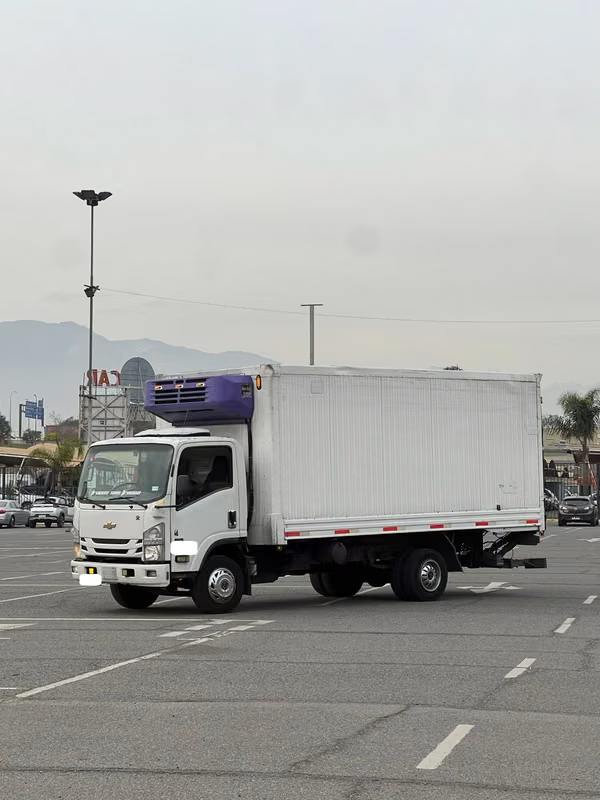CHEVROLET NPR 816 AÑO 2019 EQ DE FRIO MONOBLOCK Y PLATAFORMA